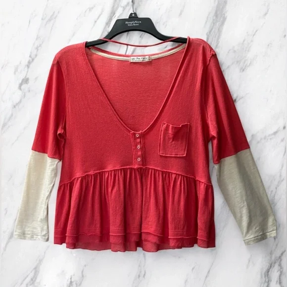 We The Free Heart of Mine Colorblock Peplum Top Henley Coral Salmon Cream Size S - Picture 3 of 9